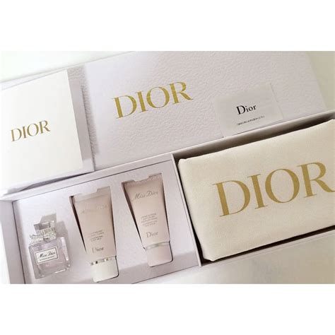 dior バースデー ギフト|DIOR .